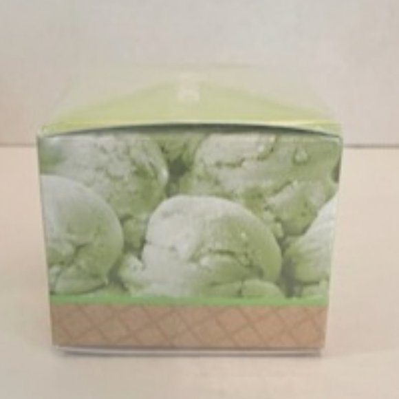 DKNY Delicious Delight Donna Karan Limited Edition Cool Swirl EDT Spray 50 ml. - Picture 6 of 8